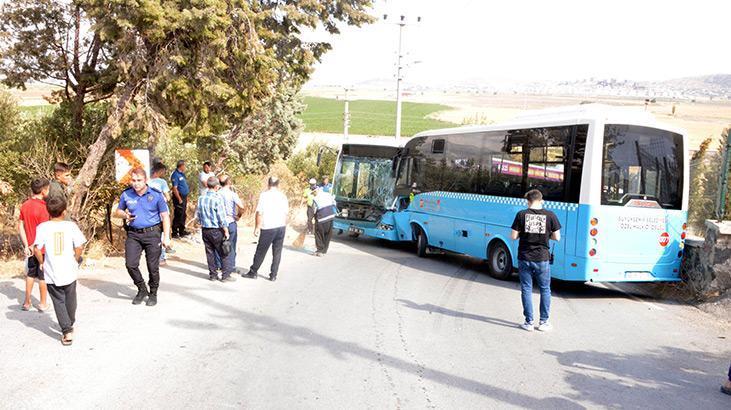 İki halk otobüsü çarpıştı! Çok sayıda yaralı var