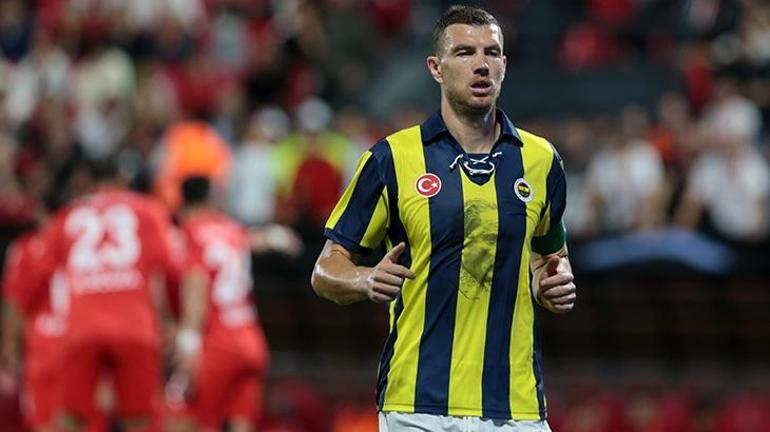 Edin Dzeko'ya dış basından övgü: Süper Lig'i domine ediyor!