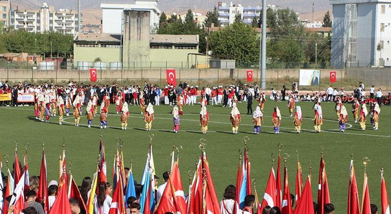 Doğu ve Güneydoğu'da Cumhuriyet'in 100'üncü yılı coşkusu