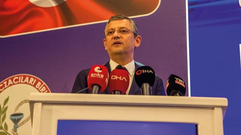 'Prof.Dr Mekin Tanker Onur Ödülü' Özgür Özel'e verildi