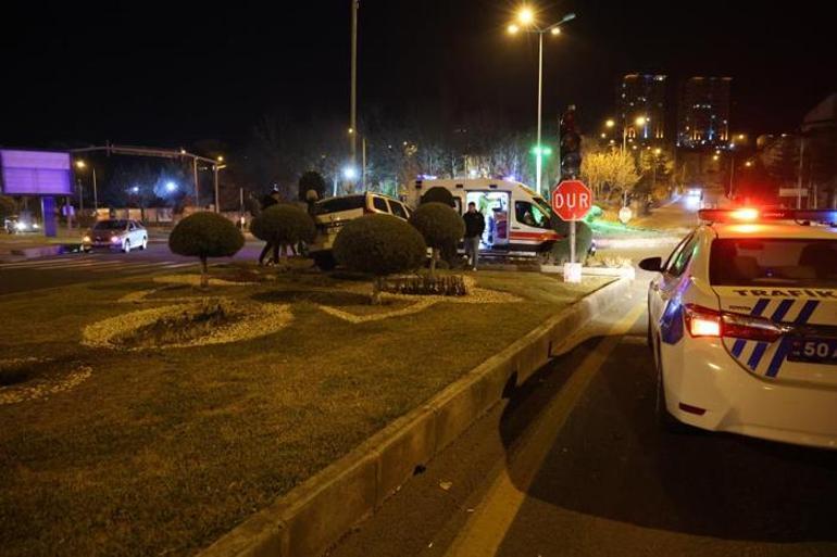 Alkollü sürücü kaza yaptı! Yardıma gelenlerden istediği şoke etti