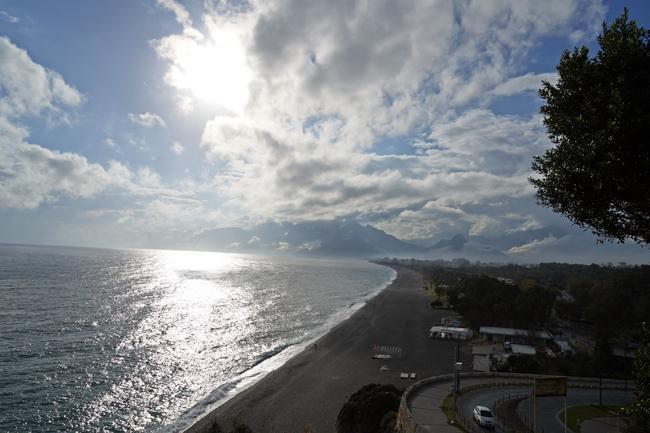 Sabah kış öğleden sonra yaz! Antalya'da aynı gün iki mevsim