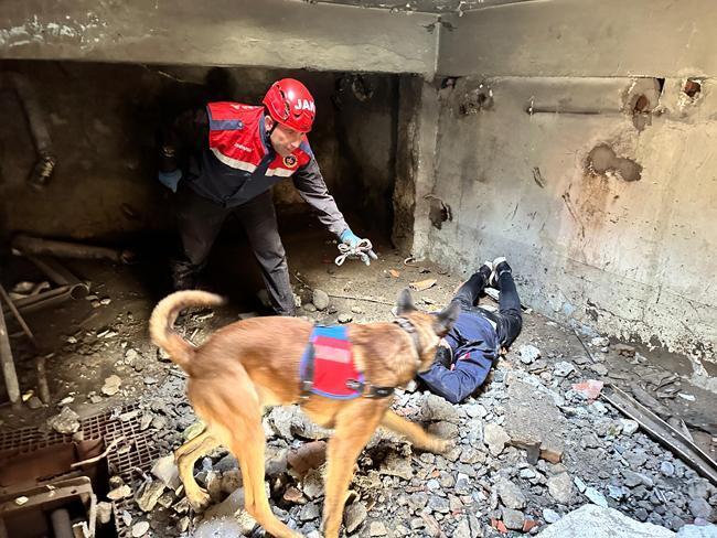 İki fay hattının keşiştiği kentte deprem hazırlığı! Özel eğitimli 80 tim oluşturuldu