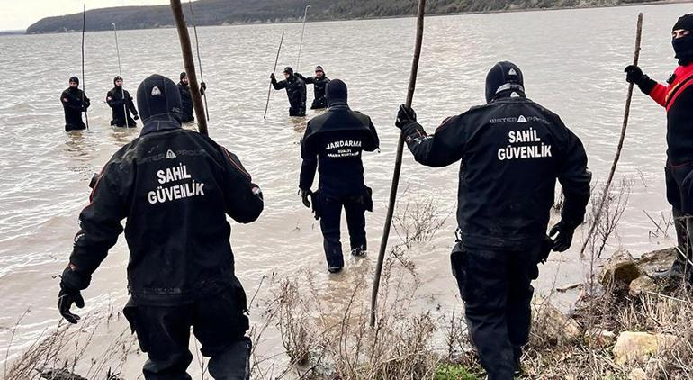 Çatalca'da tekne alabora oldu! 1 kişi aranıyor