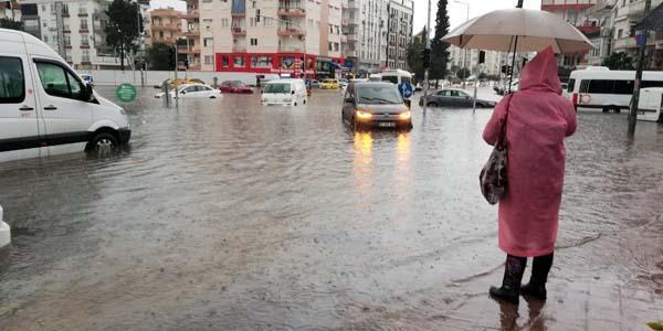 Son dakika! Antalya'daki sel felaketinden acı haber! Bir kişinin cansız bedeni otomobilde bulundu