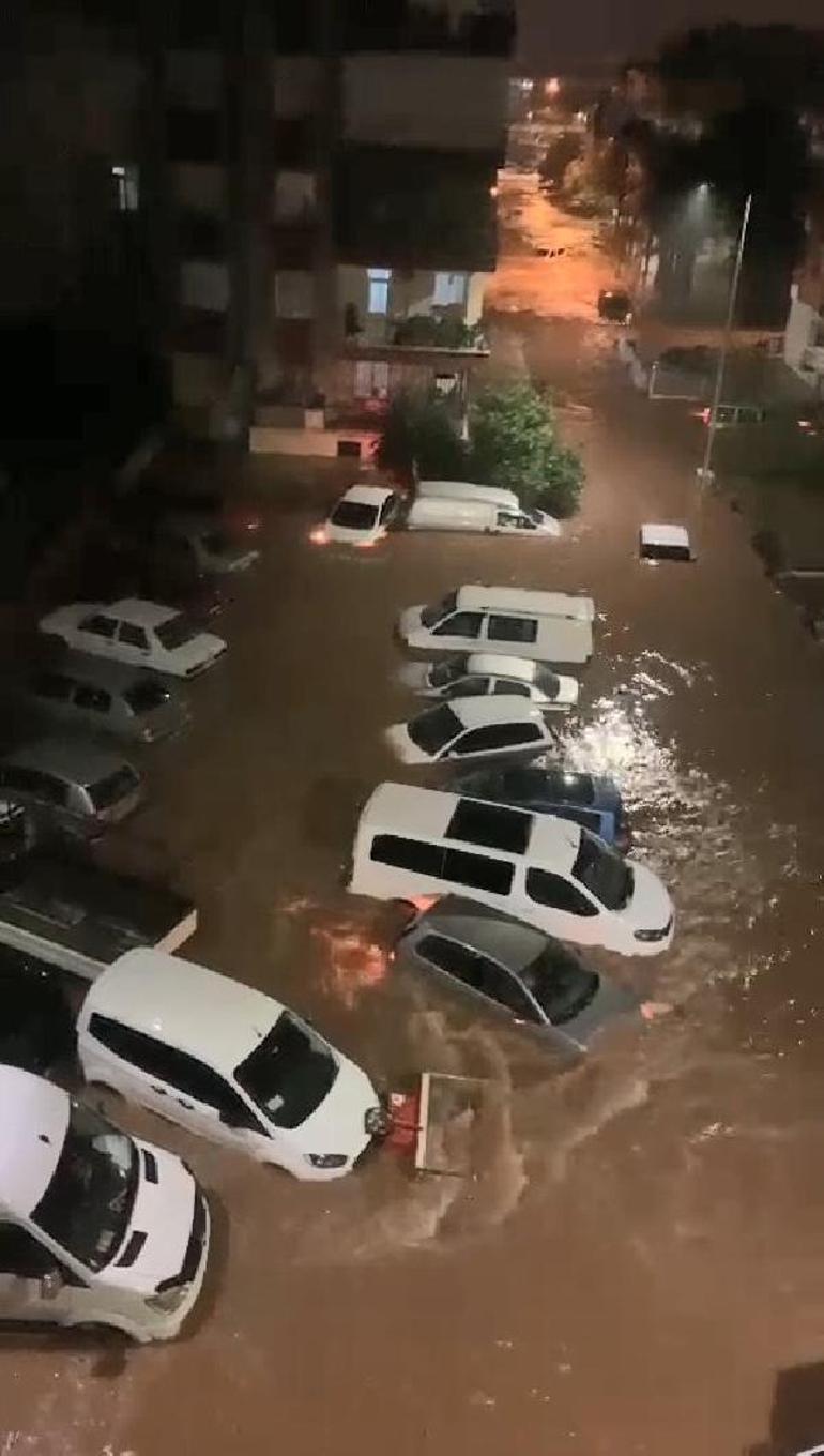 Son dakika! Antalya'daki sel felaketinden acı haber! Bir kişinin cansız bedeni otomobilde bulundu