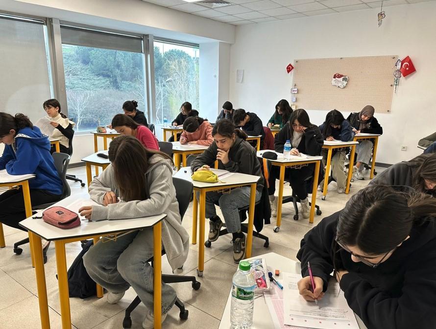 LGS heyecanı! Demirören Medya Lisesi'nde deneme sınavı