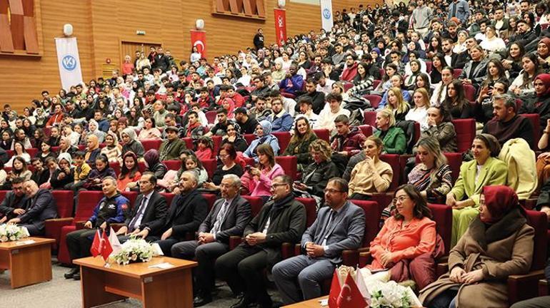 Alper Gezeravcı: Ay'da bir lojistik üssü kurulması kesin